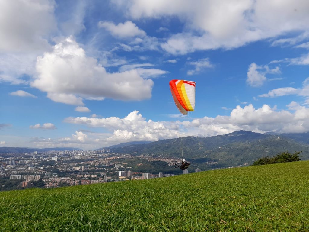 Vuela en parapente en bucaramanga